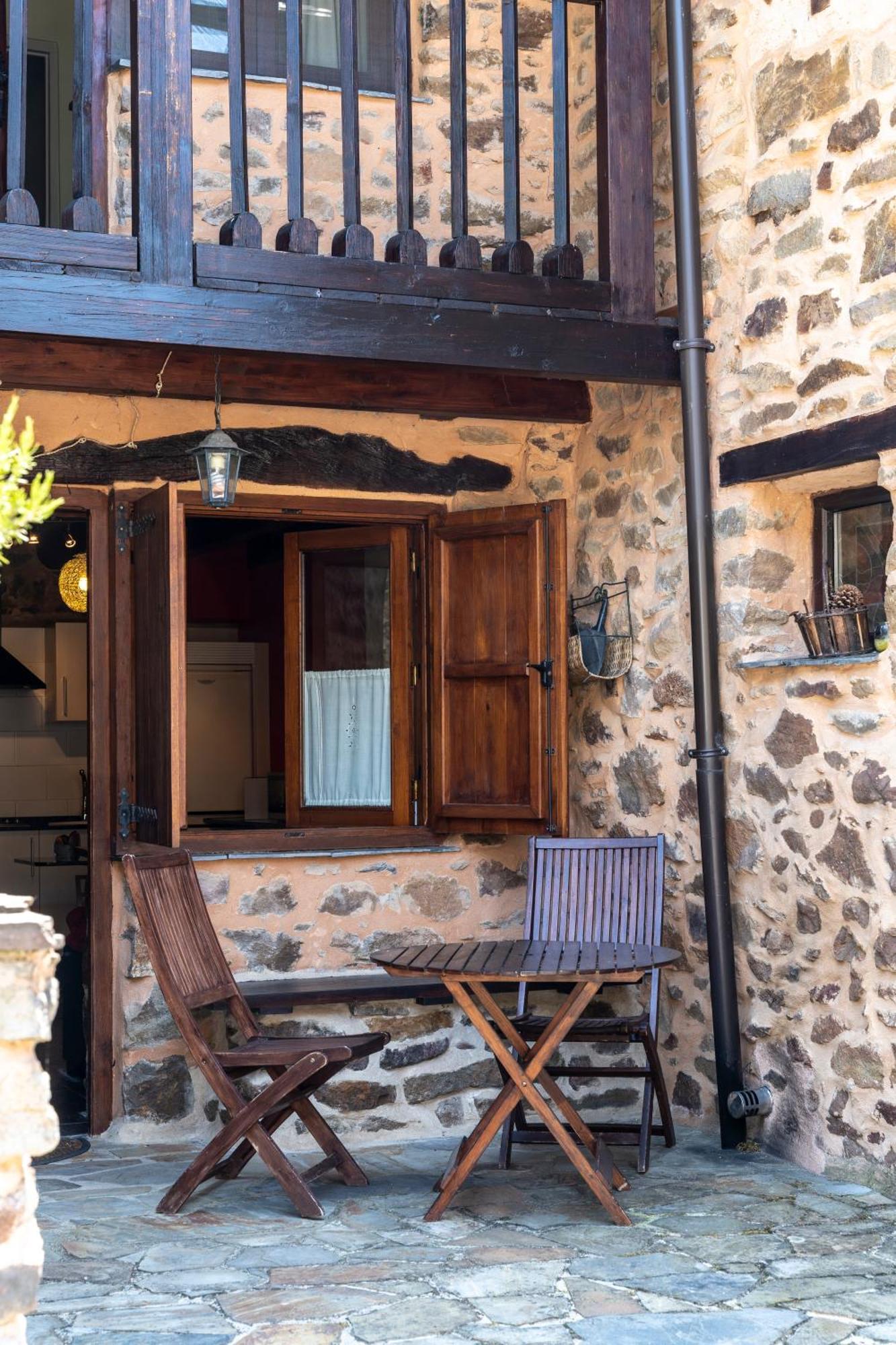 Casa De Turismo Rural Sardom3 Bembibre  Exterior photo